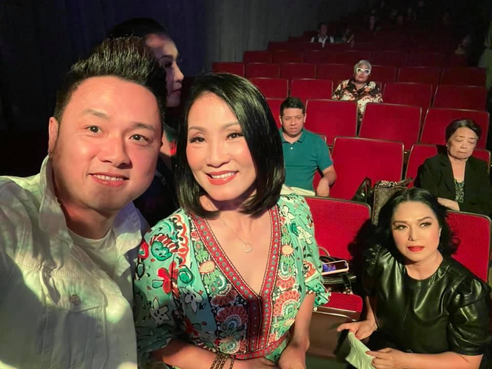 Dàn sao hải ngoại quây quần giỗ Tổ nghề, cầu nguyện cho Phi Nhung; Jack xuất hiện trong poster của Running Man Việt mùa 2