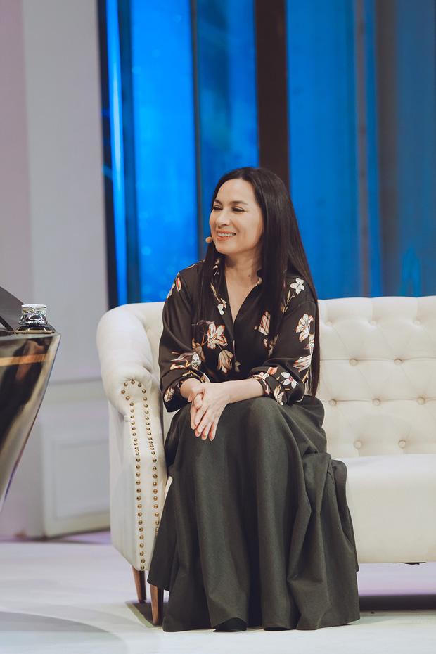 Hoa hậu Đỗ Thị Hà đặt mục tiêu vào top 12 Miss World; Lý do Hồ Văn Cường im lặng khi Phi Nhung chữa COVID-19