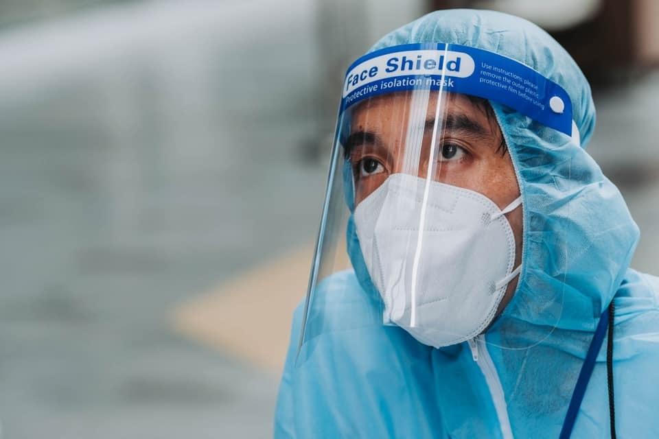 Jack trích thù lao Running Man hỗ trợ trẻ em khó khăn; Cuộc sống éo le của bố anh Núi 'Sóng ở đáy sông'