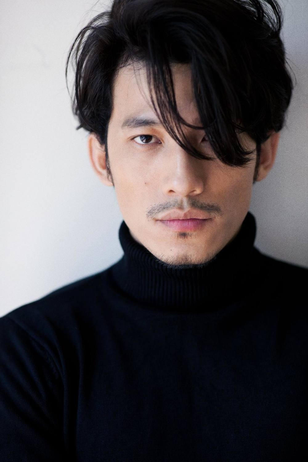 Sao Việt duy nhất đến tận nhà làm lễ cho Phi Nhung; Liên Bỉnh Phát lọt top 100 Gương mặt tạp chí đẹp nhất Châu Á