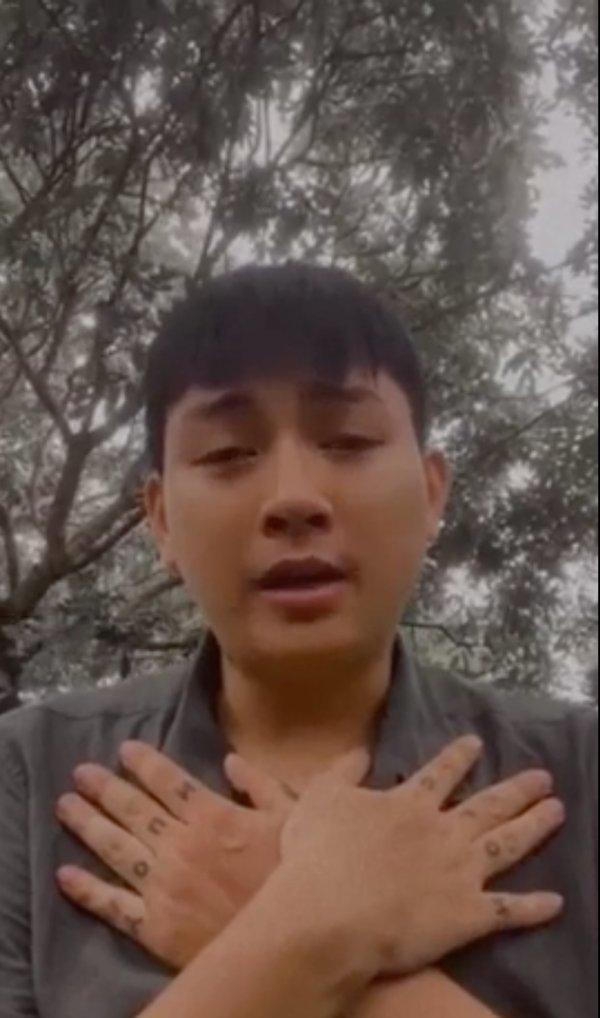 Quán ăn bị trộm lẻn vào giữa đêm, Mạc Văn Khoa nhắc mọi người đề phòng; Hoài Lâm livestream giao lưu với khán giả, nghẹn ngào nước mắt