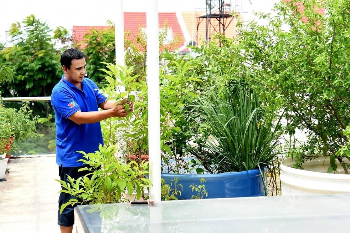 Ngắm căn nhà đầy hoa của nghệ sĩ Quyền Linh