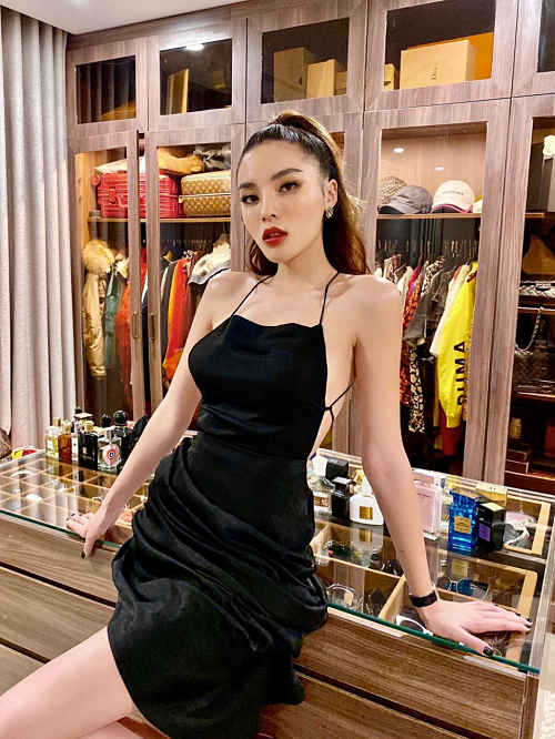 Căn hộ dát toàn đồ hiệu khoe đẳng cấp và độ giàu có của Hoa hậu Kỳ Duyên 