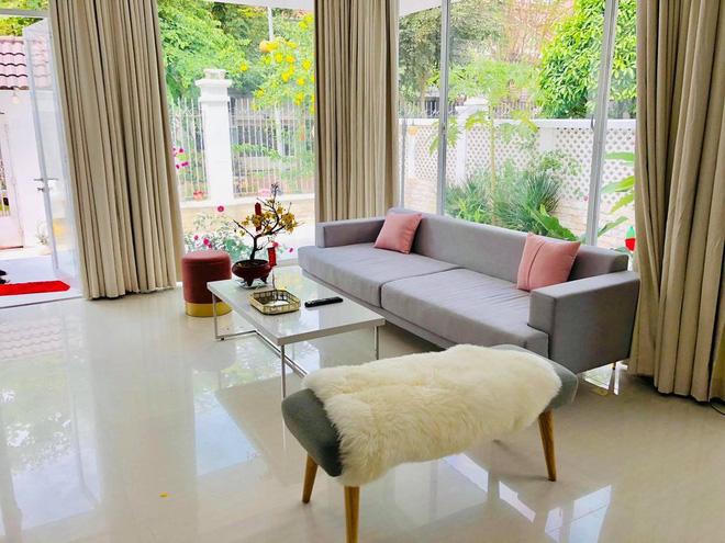 Bạch dinh 22 tỷ đồng của Thuỷ Tiên - Công Vinh trước khi bị phá bỏ 