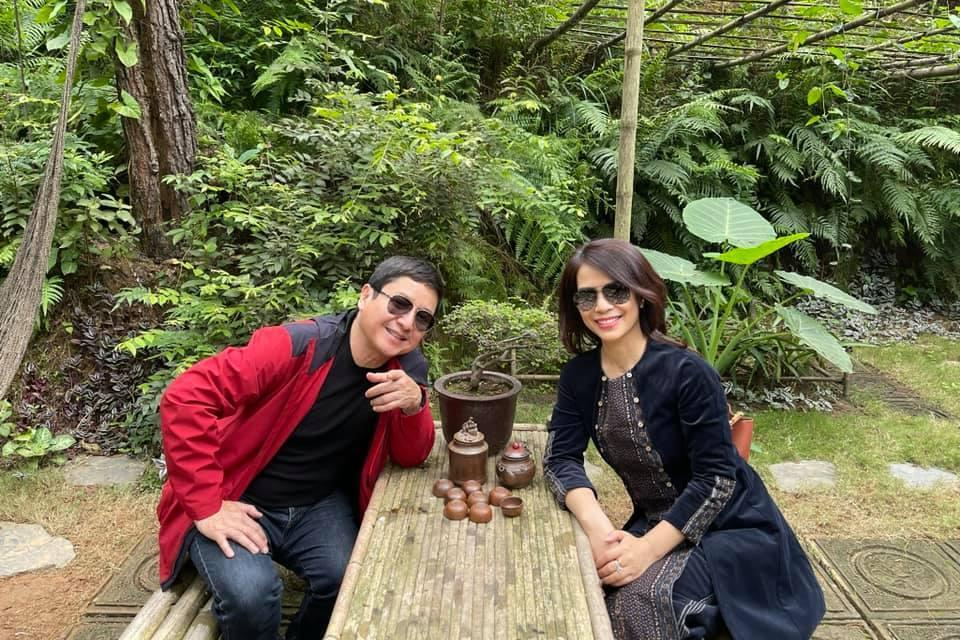 Chí Trung hạnh phúc bên bạn gái doanh nhân kém 18 tuổi