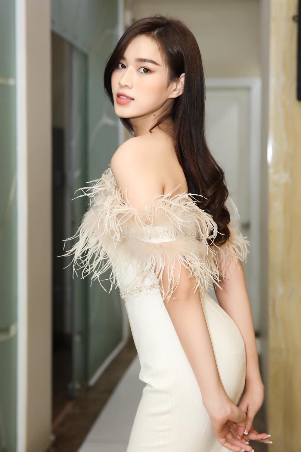 Hoa hậu Đỗ Thị Hà lọt top 11 bình chọn của Miss World