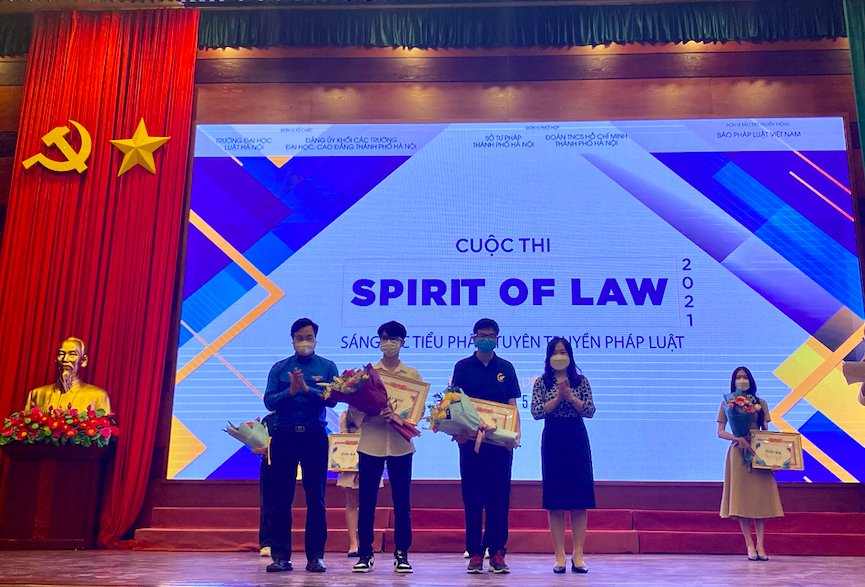Trao giải cuộc thi Sáng tác tiểu phẩm tuyên truyền pháp luật "Spirit of Law" 