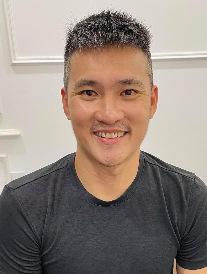 Công Vinh có chia sẻ đầu tiên sau gần 2 tháng biến mất khỏi MXH; Diệp Lâm Anh một mình đưa con đi chơi giữa lúc hôn nhân trục trặc