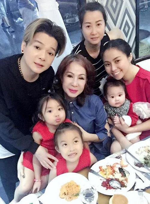 Hôn nhân 30 năm không con, ca sĩ Vũ Hà hạnh phúc khi lên chức ông nội