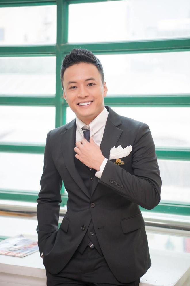 Bộ trưởng Bộ Lao động Thương binh và Xã hội nói gì khi một số nghệ sĩ có thu nhập cao được nhận trợ cấp khó khăn