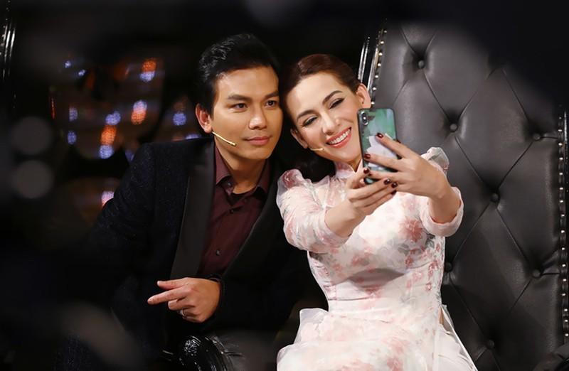 Vợ Mạnh Quỳnh giúp chồng vực dậy tinh thần sau nỗi đau Phi Nhung qua đời