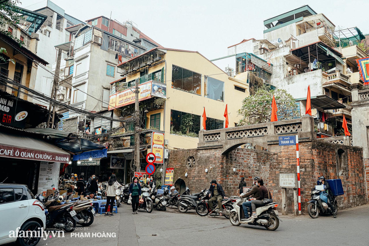 Ngôi chợ lâu đời nhất phố cổ được giới nhà giàu chuộng mua vì toàn đồ chất lượng tươi ngon