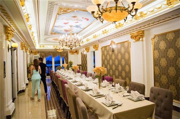 Biệt thự nguy nga như cung điện của Lý Nhã Kỳ