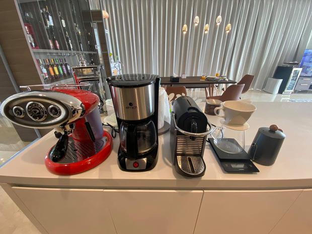 Căn hộ của ca sĩ Lê Hiếu sang chảnh như khách sạn năm sao