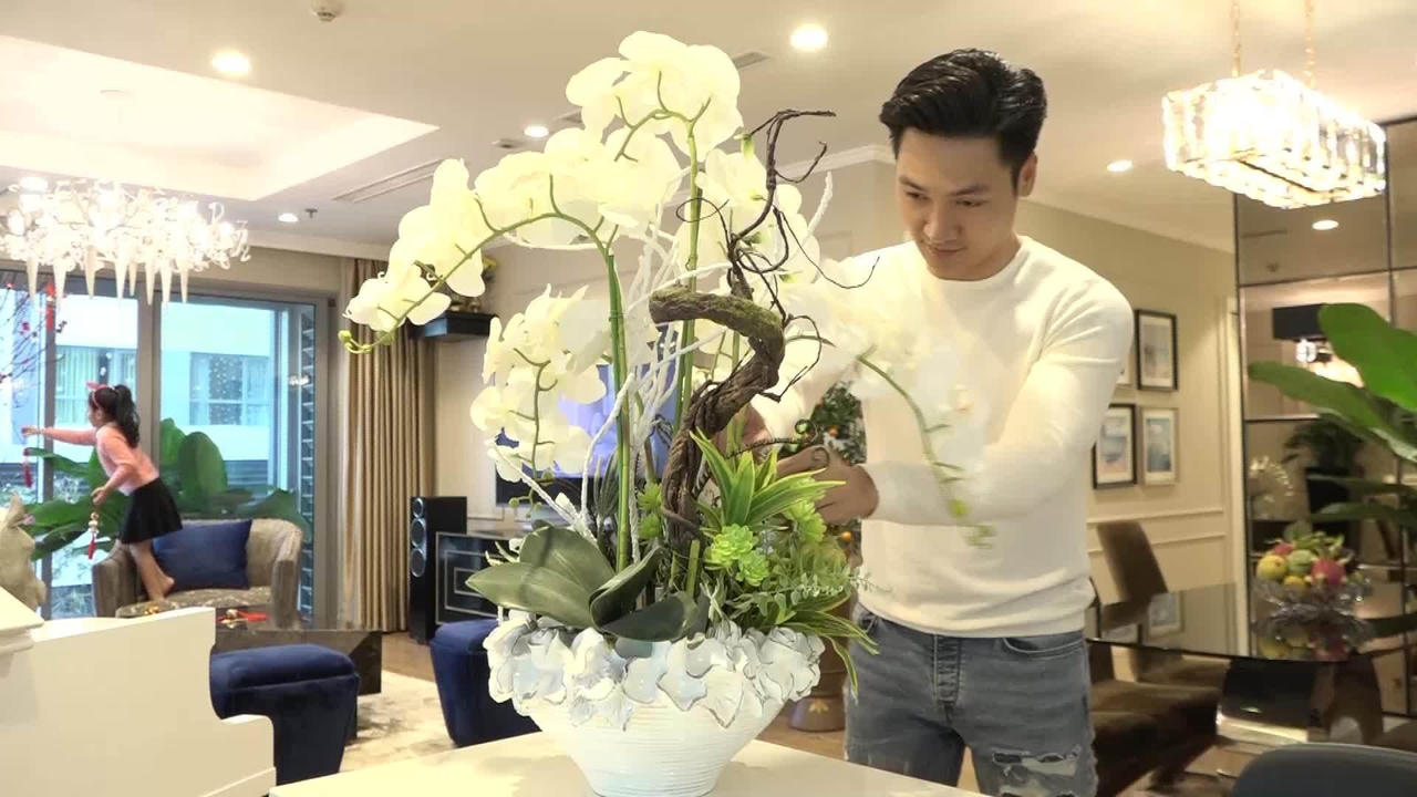 Ngắm căn hộ đẹp long lanh của "nam thần" Mạnh Trường