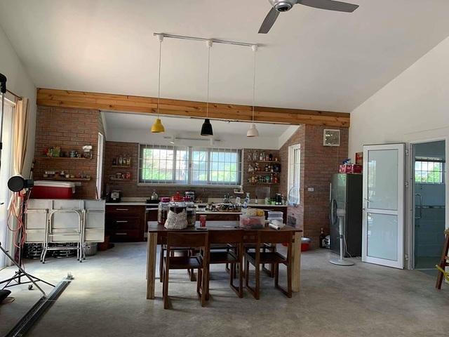 Ngắm 2 căn biệt thự tiền tỷ của diễn viên Hồng Đăng