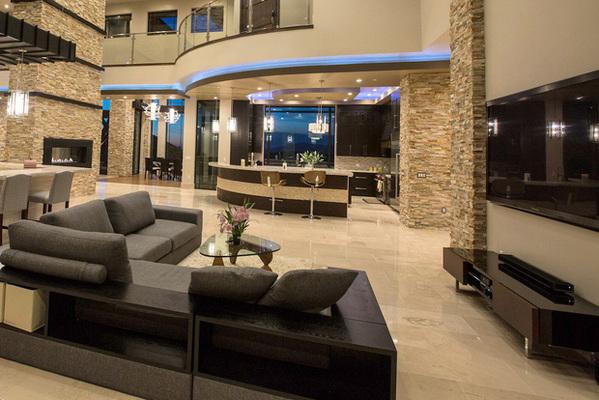 Cận cảnh cơ ngơi 4.000m2 của Đan Trường ở đất Mỹ