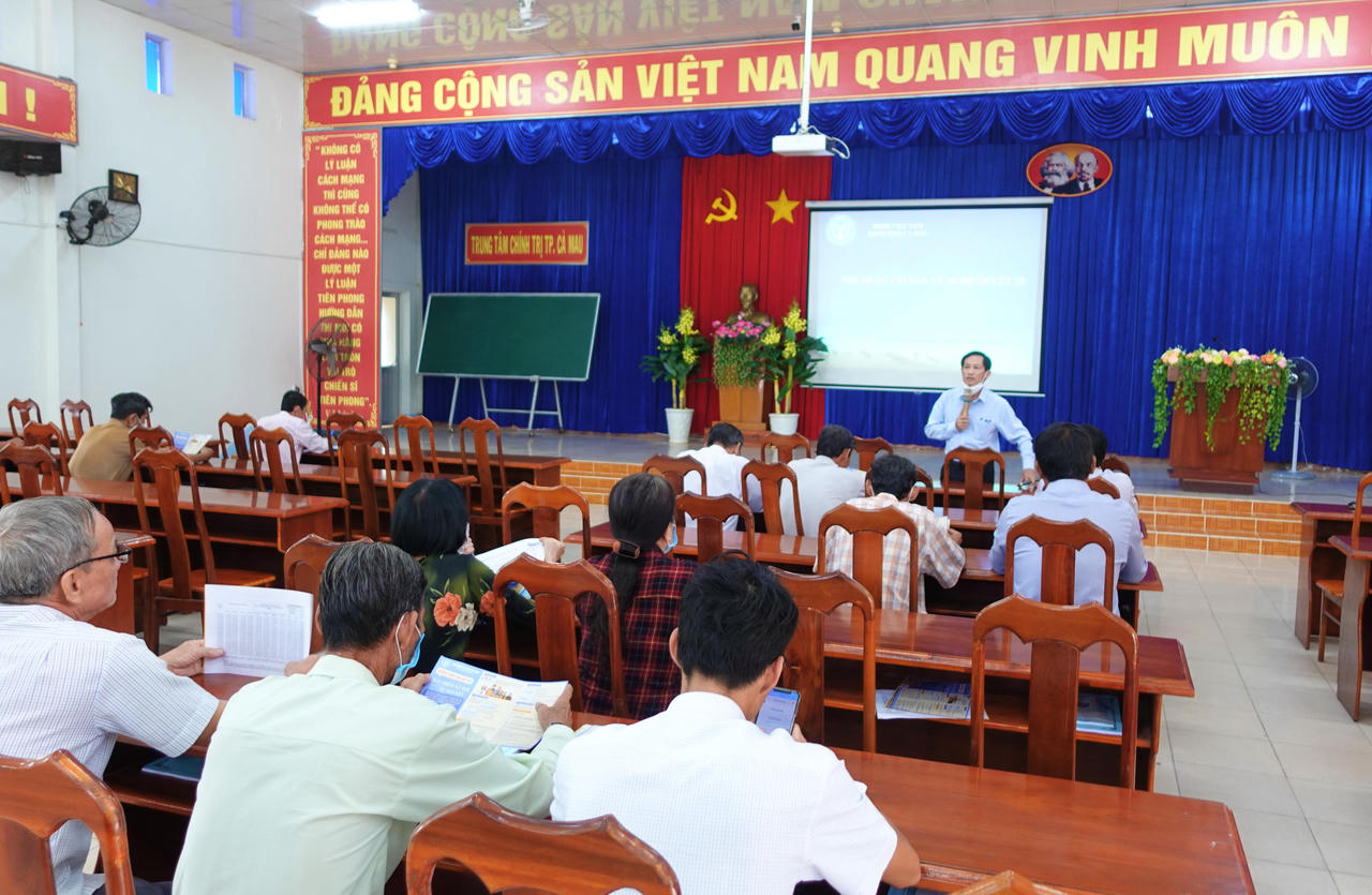 Tấm gương tinh thần trách nhiệm ở Bảo hiểm xã hội tỉnh Cà Mau