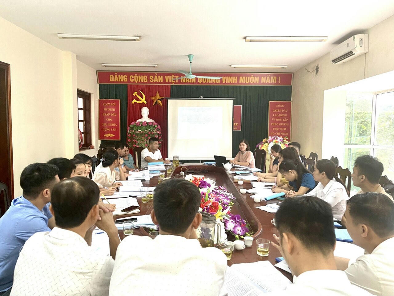 Trưởng phòng Tư pháp vùng cao với công tác phổ biến giáo dục pháp luật tới người dân