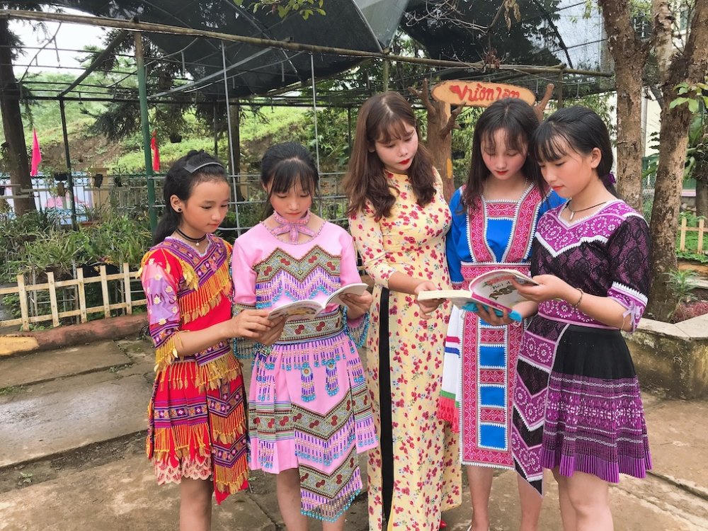 Cô giáo Nguyễn Thị Thủy và lời hứa trọn đời gắn bó đỉnh Pa Cheo