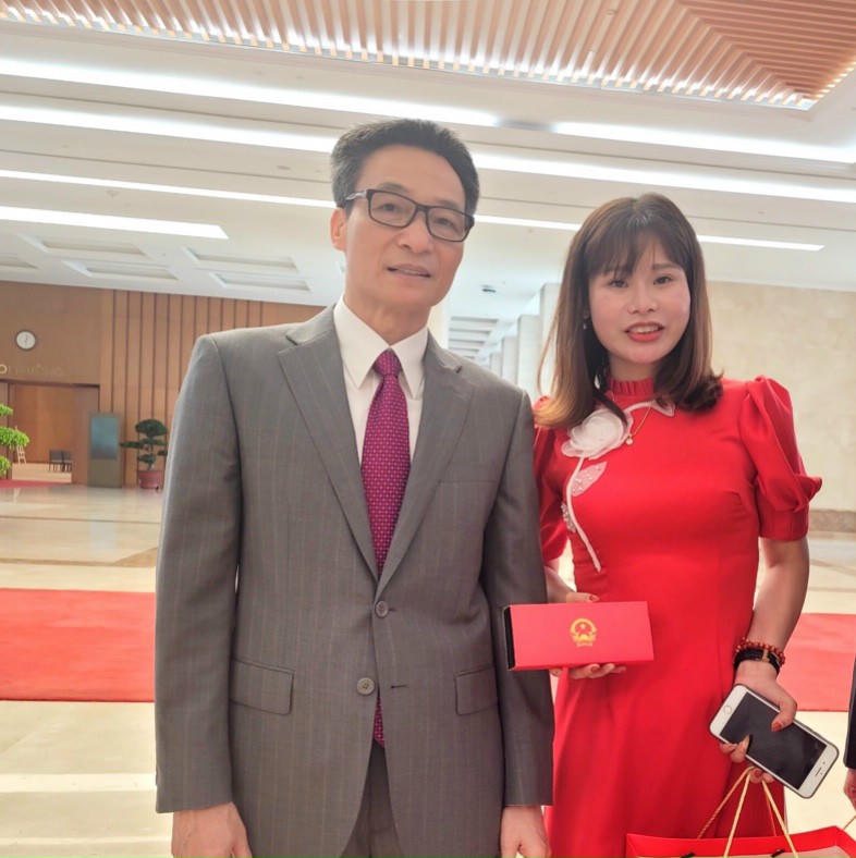 Cô giáo Nguyễn Thị Thủy và lời hứa trọn đời gắn bó đỉnh Pa Cheo