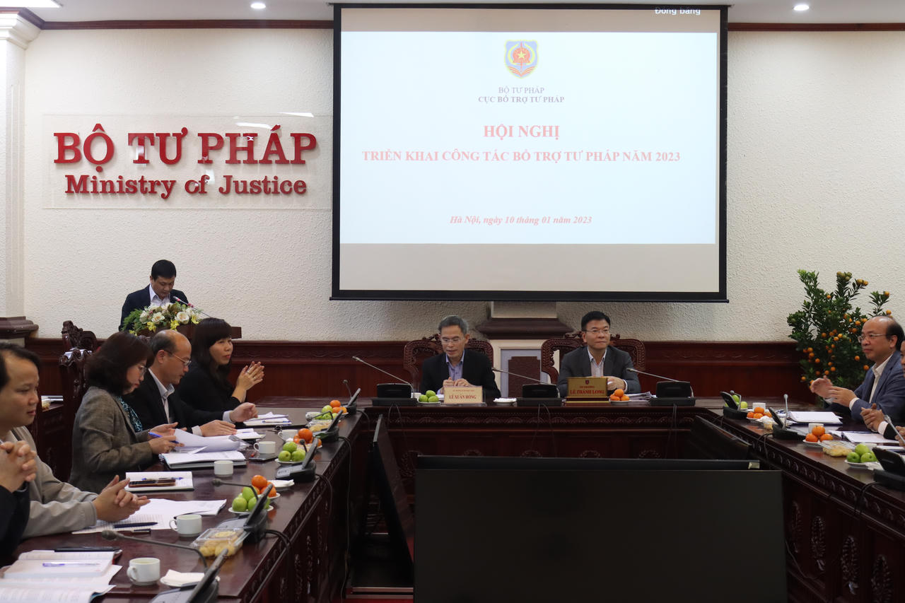 Nâng cao hiệu quả quản lý nhà nước trong lĩnh vực bổ trợ tư pháp