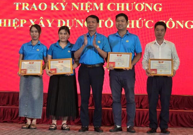 Tháo gỡ khó khăn, tăng tốc trong phát triển công đoàn viên ở Ninh Bình