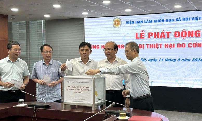 Bộ KH&CN và hai Viện Hàn lâm ủng hộ đồng bào bị thiệt hại do cơn bão số 3