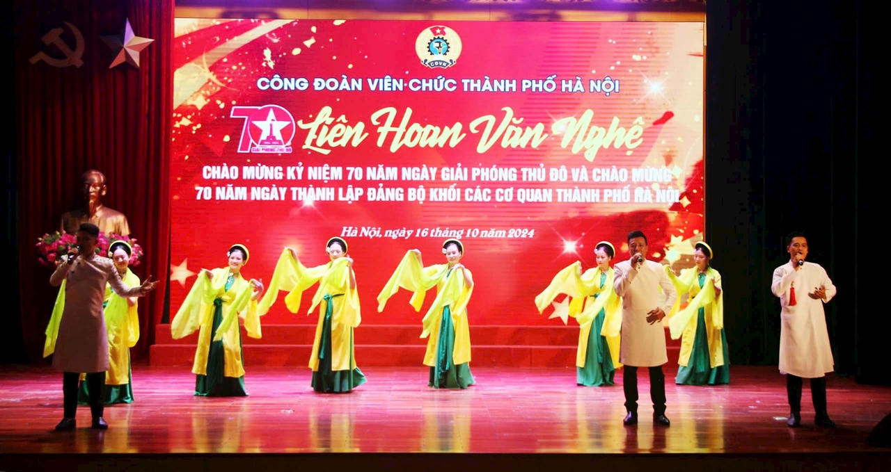 Công đoàn Viên chức TP Hà Nội khen thưởng 6 tập thể, 18 cá nhân tiêu biểu