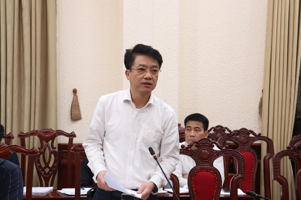 Thứ trưởng Đặng Hoàng Oanh họp hội đồng thẩm định Luật Cán bộ, công chức (sửa đổi)