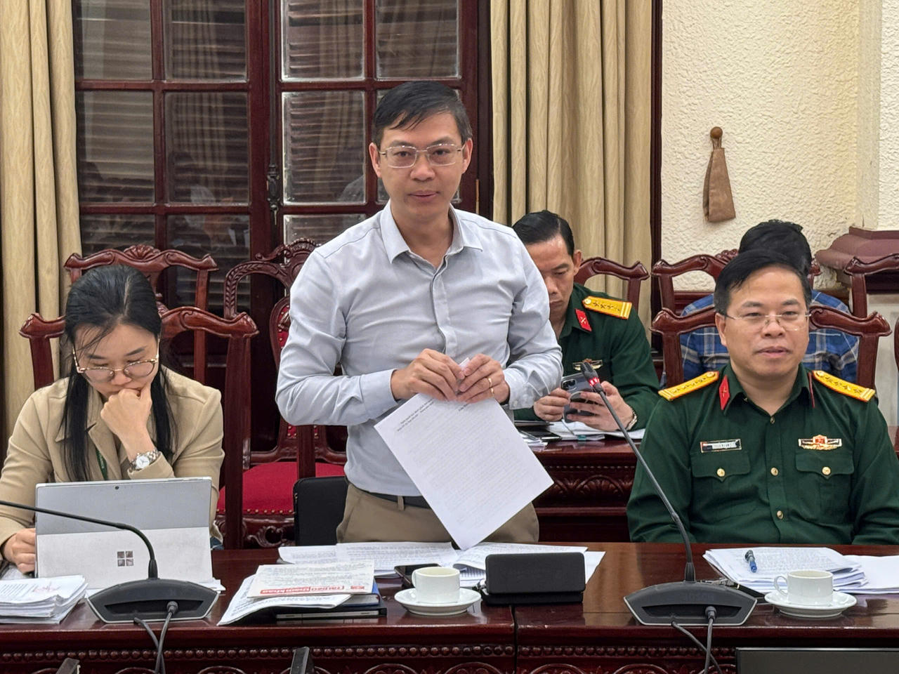 Cần xem xét cơ chế bổ sung thu nhập cho những người trực tiếp tham gia xây dựng pháp luật