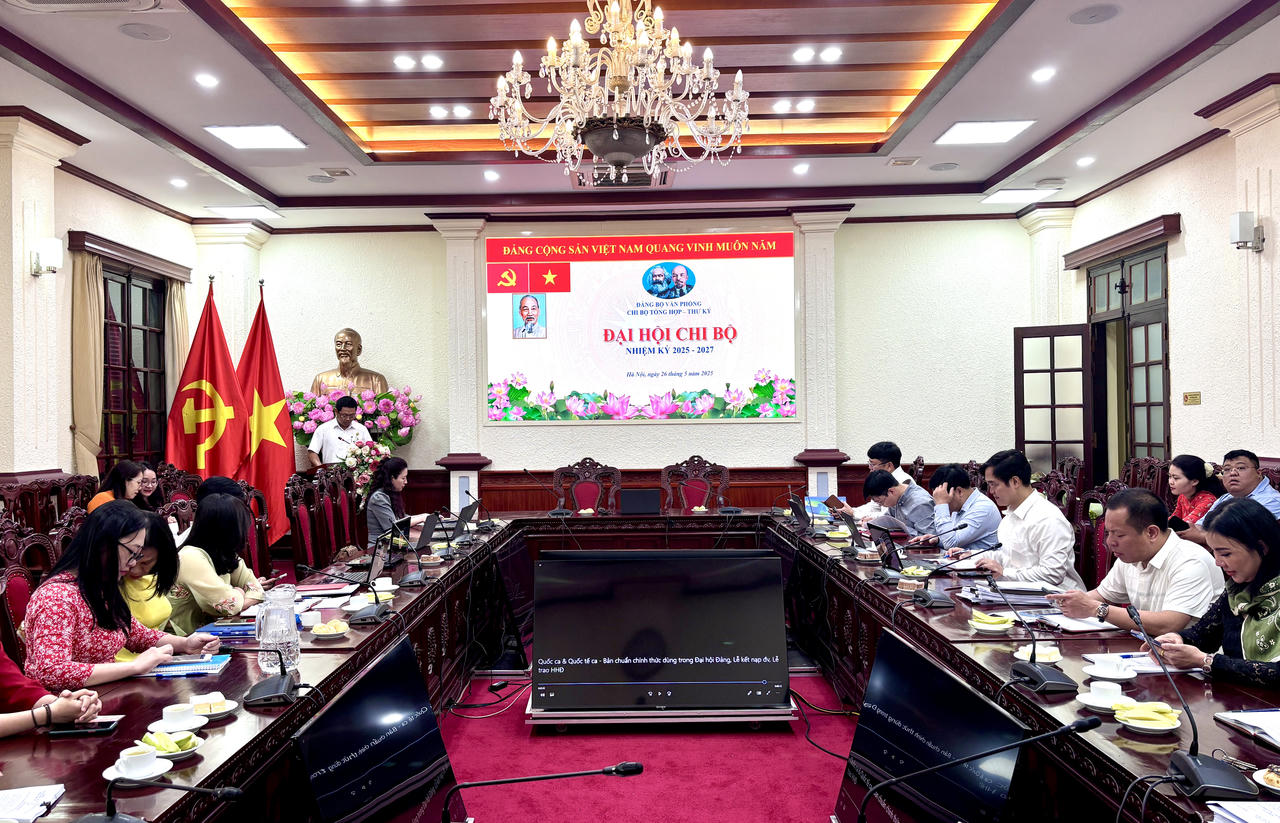 Chi bộ Tổng hợp – Thư ký tổ chức thành công Đại hội nhiệm kỳ 2025-2027