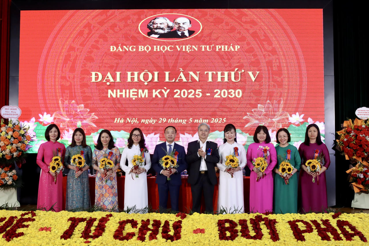 Học viện Tư pháp tổ chức thành công Đại hội Đảng bộ lần thứ V
