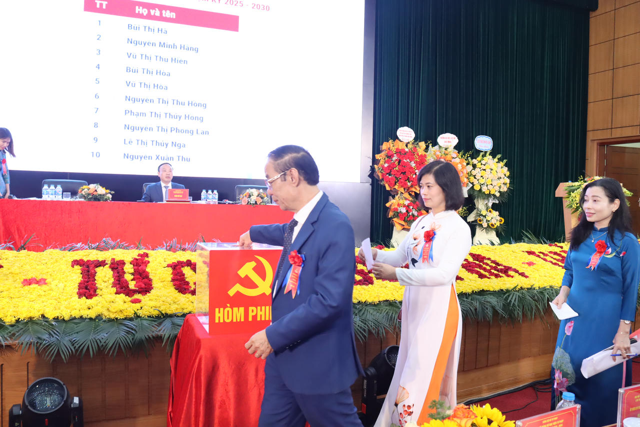 Học viện Tư pháp tổ chức thành công Đại hội Đảng bộ lần thứ V