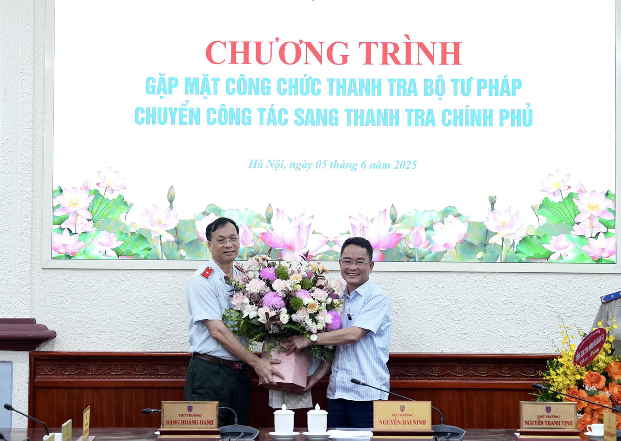 Lãnh đạo Bộ Tư pháp gặp mặt công chức nhận nhiệm vụ mới tại Thanh tra Chính phủ