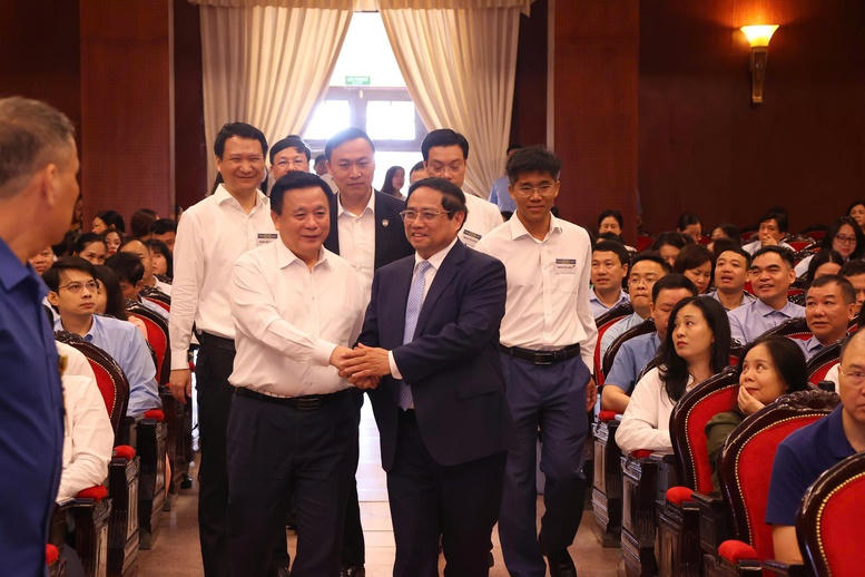 Trên 1,5 triệu đại biểu dự Hội nghị toàn quốc tập huấn về tổ chức và hoạt động của tổ chức Đảng, chính quyền, Mặt trận Tổ quốc, đoàn thể cấp xã mới