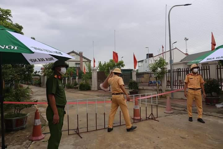 5 người trong 1 gia đình ở Hà Tĩnh nhiễm COVID-19, liên quan đến điểm tắm nước ngọt công cộng