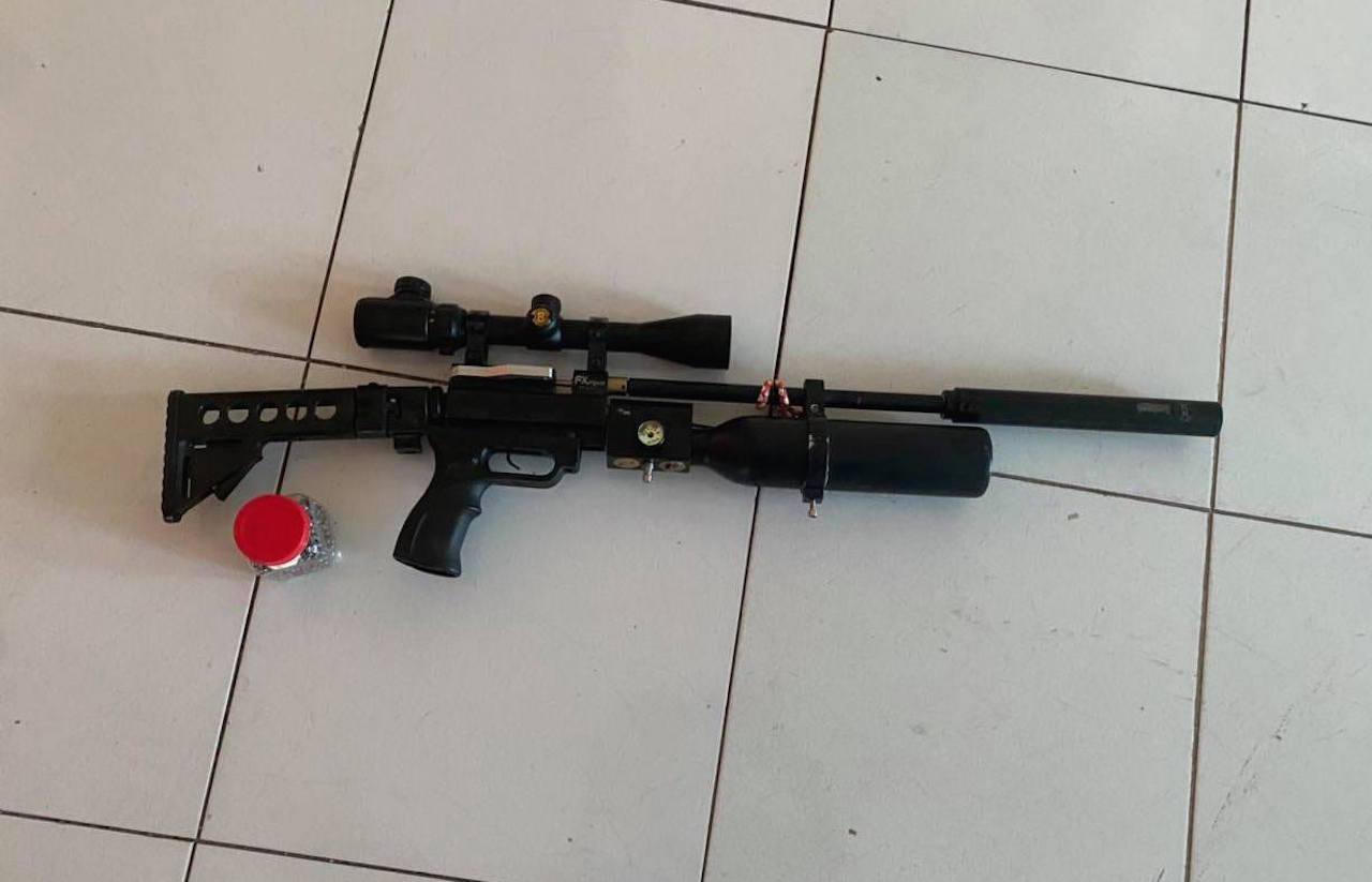 Bắt đối tượng thủ "hàng nóng" buôn bán ma túy