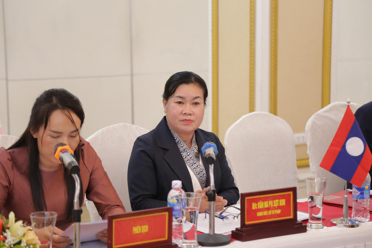 Hội đàm về công tác tư pháp giữa Sở Tư pháp tỉnh Hà Tĩnh và Sở Tư pháp tỉnh Bolikhămxay