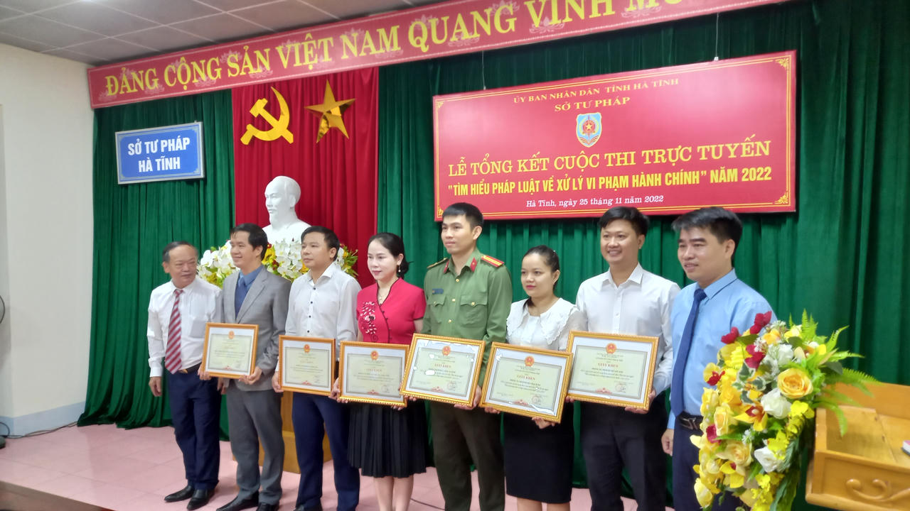 Hà Tĩnh: Gần 46.000 người tham gia cuộc thi trực tuyến “Tìm hiểu pháp luật về xử lý vi phạm hành chính”