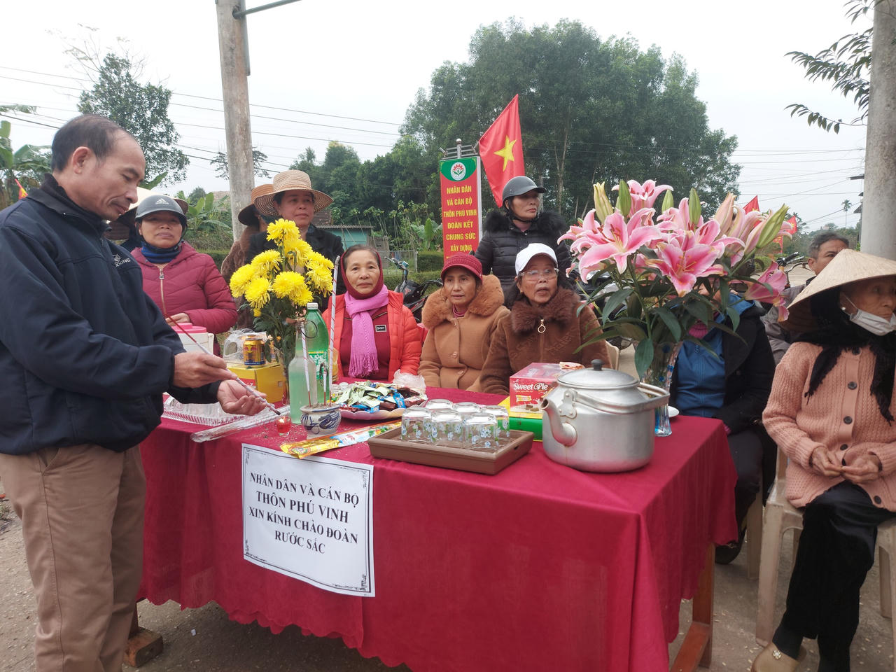 Hà Tĩnh: Độc đáo lễ rước báu vật vua Hàm Nghi 