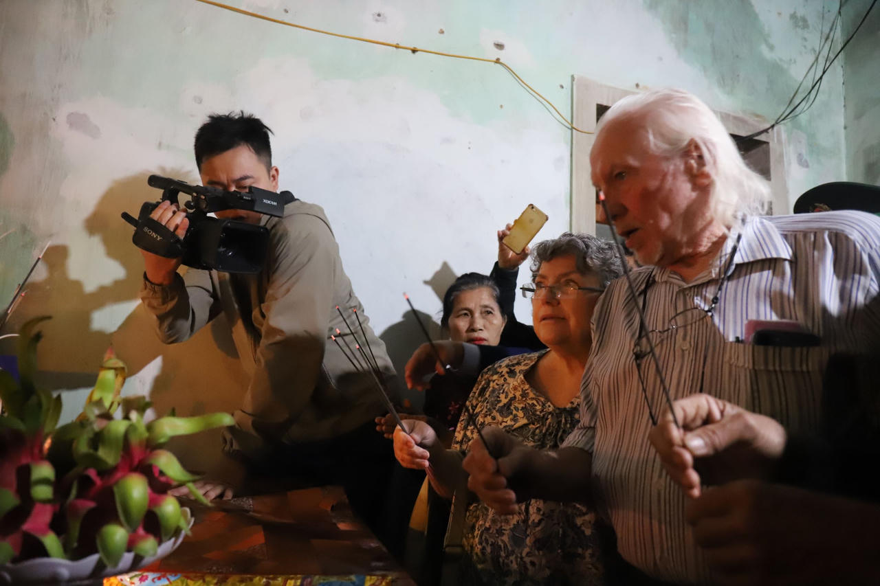 Xúc động đón nhận kỷ vật liệt sĩ từ cựu binh Mỹ sau 56 năm