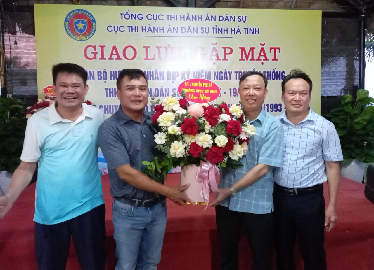 Cục THADS tỉnh Hà Tĩnh gặp mặt cán bộ qua các thời kỳ 