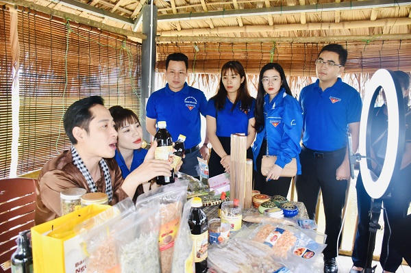 Những con số ấn tượng về chuyển đổi số ở Hà Tĩnh