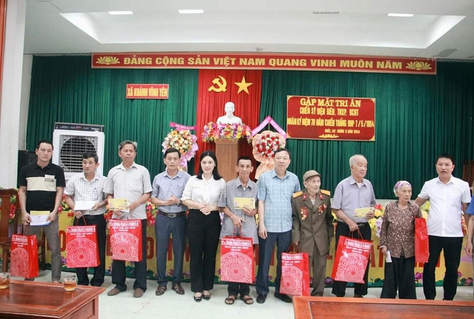 Hà Tĩnh: Hơn 1,2 tỷ đồng tặng quà thân nhân liệt sỹ, chiến sỹ Điện Biên