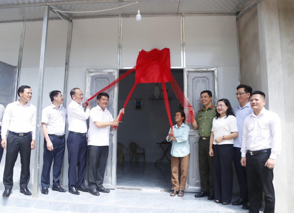 Hà Tĩnh hoàn thành xây dựng 1.000 căn nhà ở cho hộ nghèo 