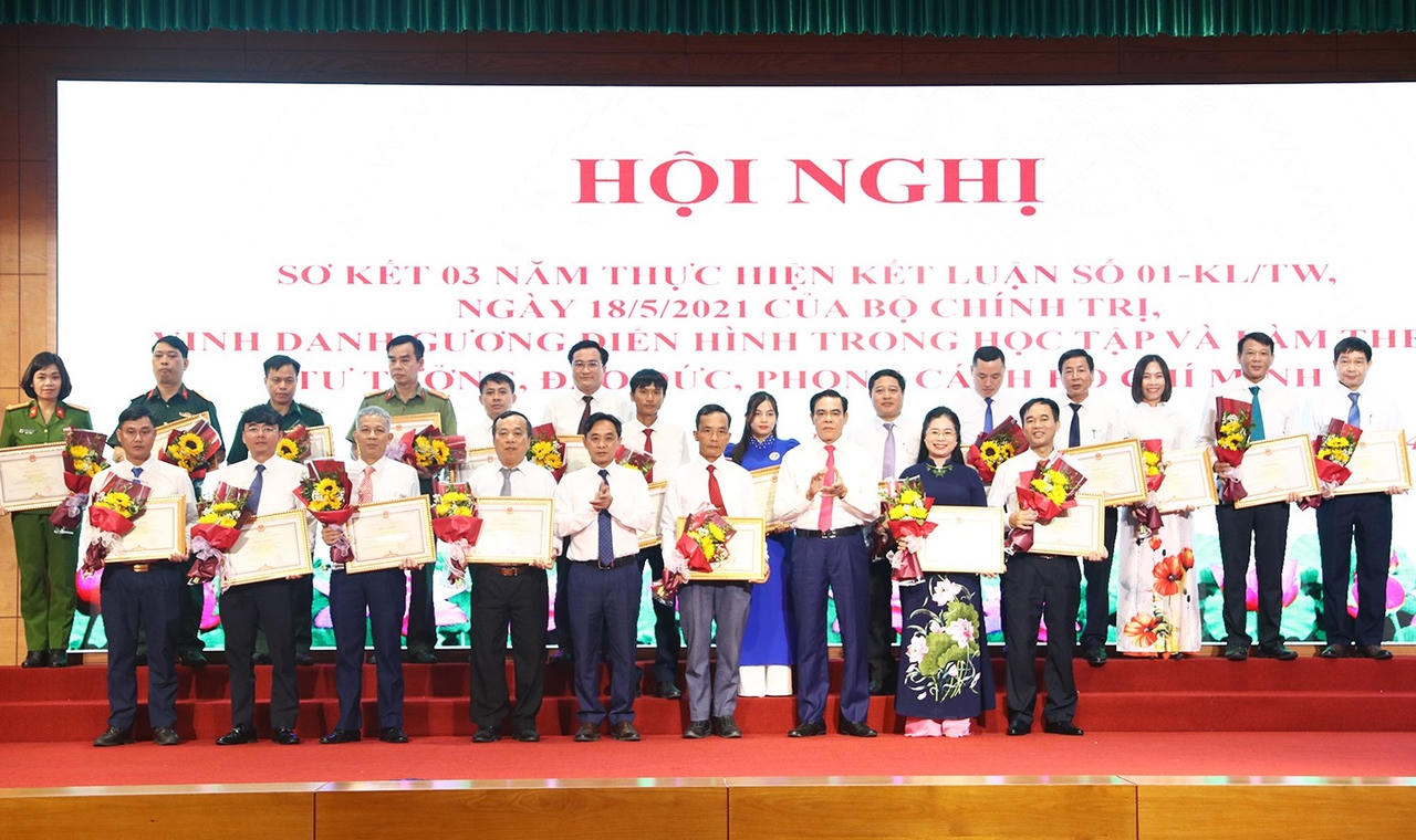 Vinh danh mô hình hay về học và làm theo Bác Hồ tại Hà Tĩnh