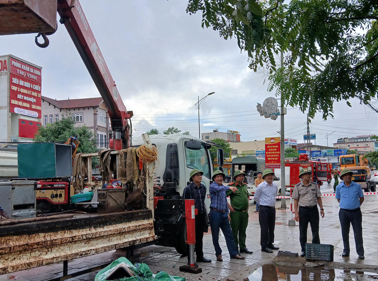 Hà Tĩnh: Cưỡng chế bàn giao đất cho người được thi hành án