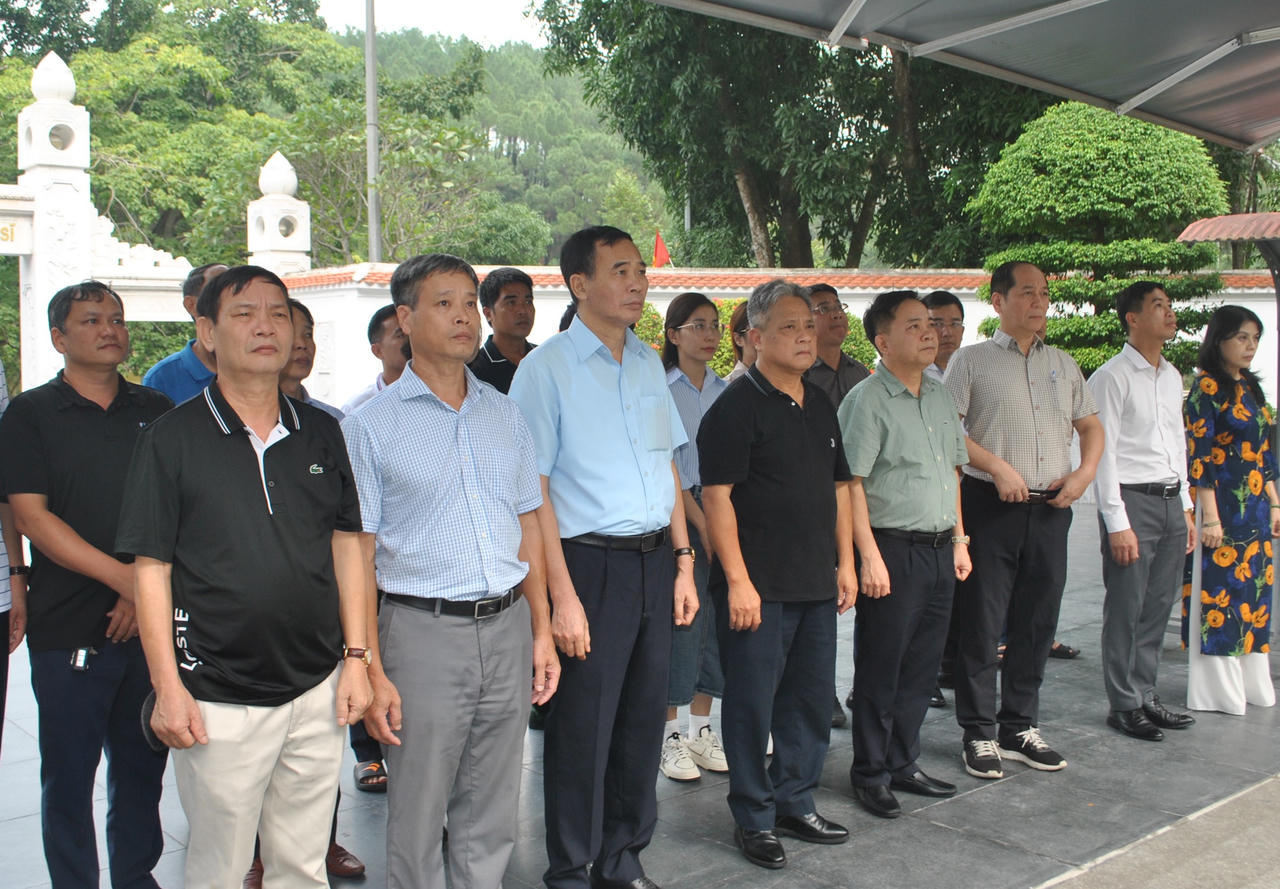 Khối thi đua các bộ, ngành Nội chính TƯ kiểm tra tại Cục Thi hành án dân sự Hà Tĩnh