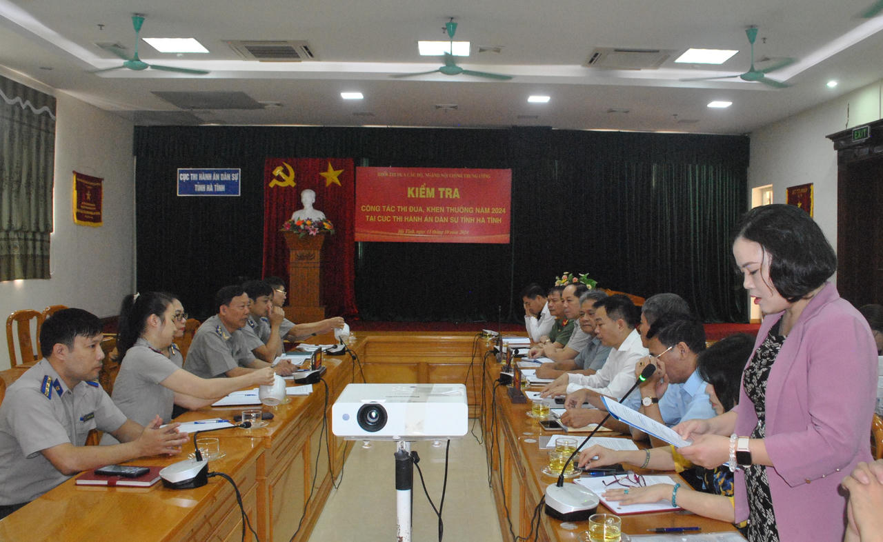 Khối thi đua các bộ, ngành Nội chính TƯ kiểm tra tại Cục Thi hành án dân sự Hà Tĩnh